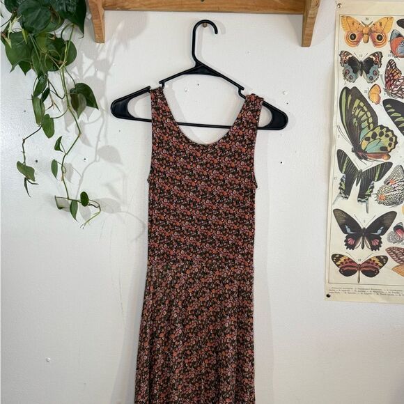 Vintage fit and flare floral dress - Picture 2 of 3
